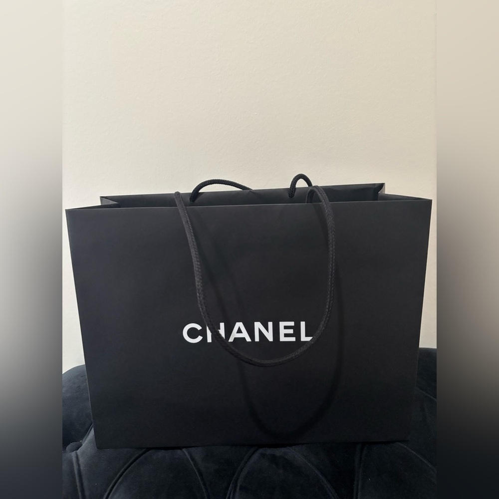 CHANEL Classic Black Shopping Tote